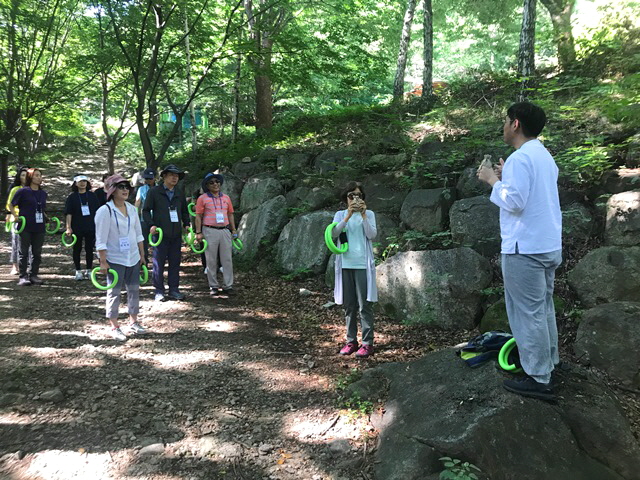 경청하는 학생들