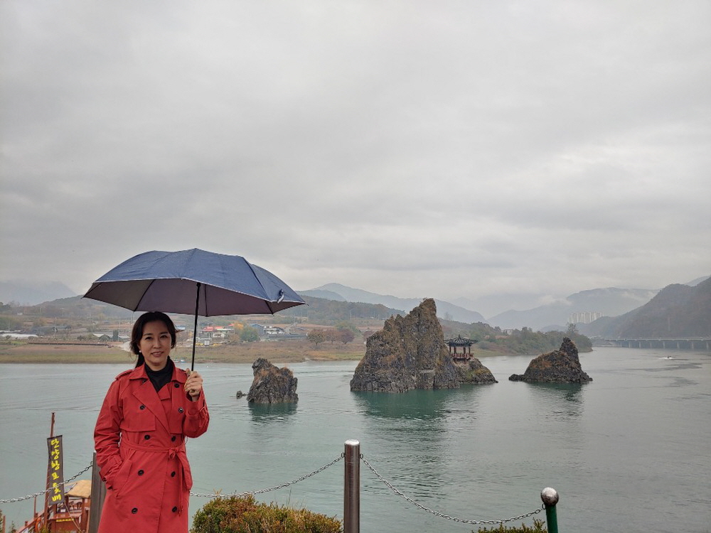 도담삼봉에서 사진