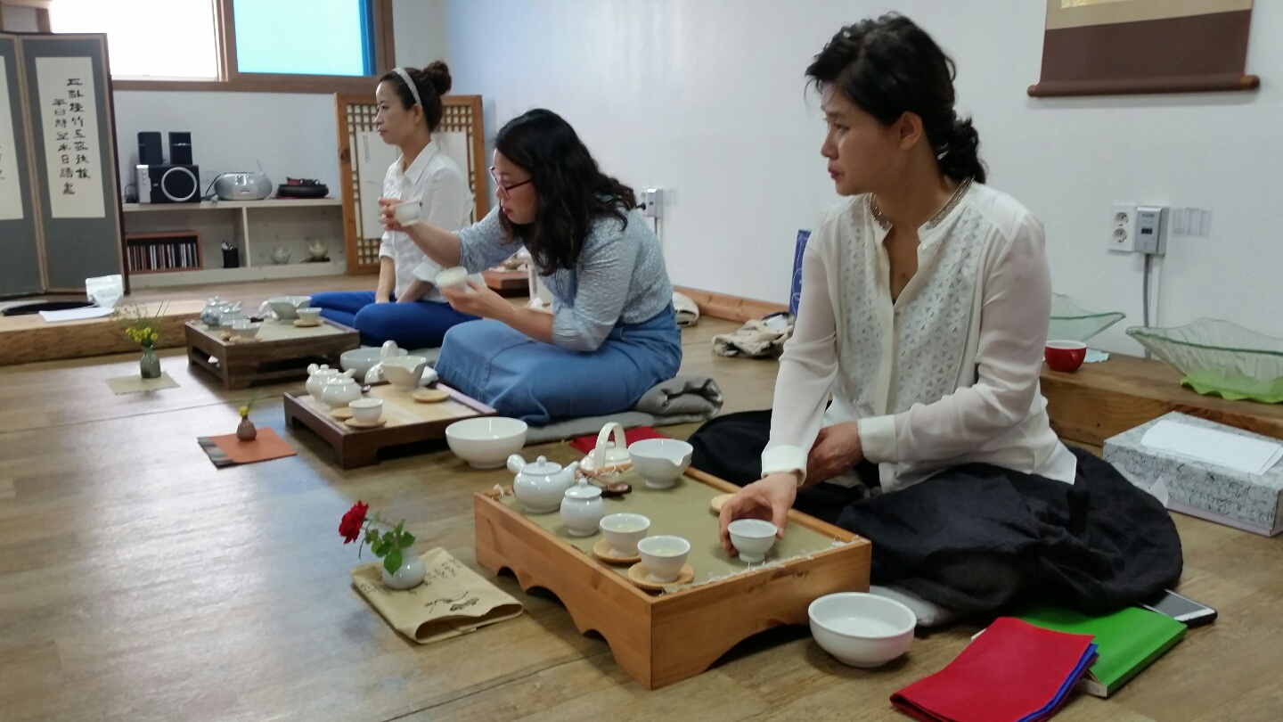 충주지역 한국 다도 사범 실습