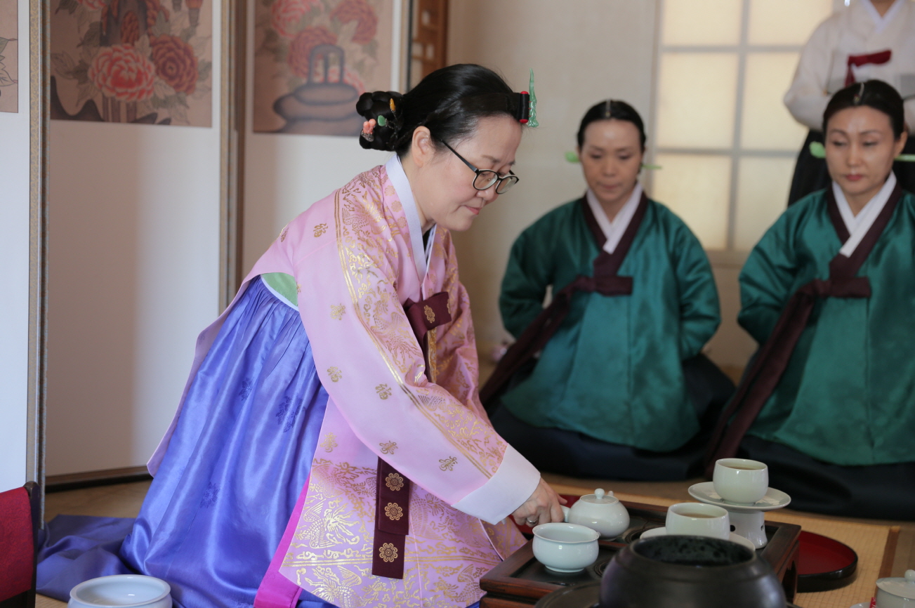 (차문화경영학과 진행) 미국 메릴랜드 주시사 한국차문화 체험
