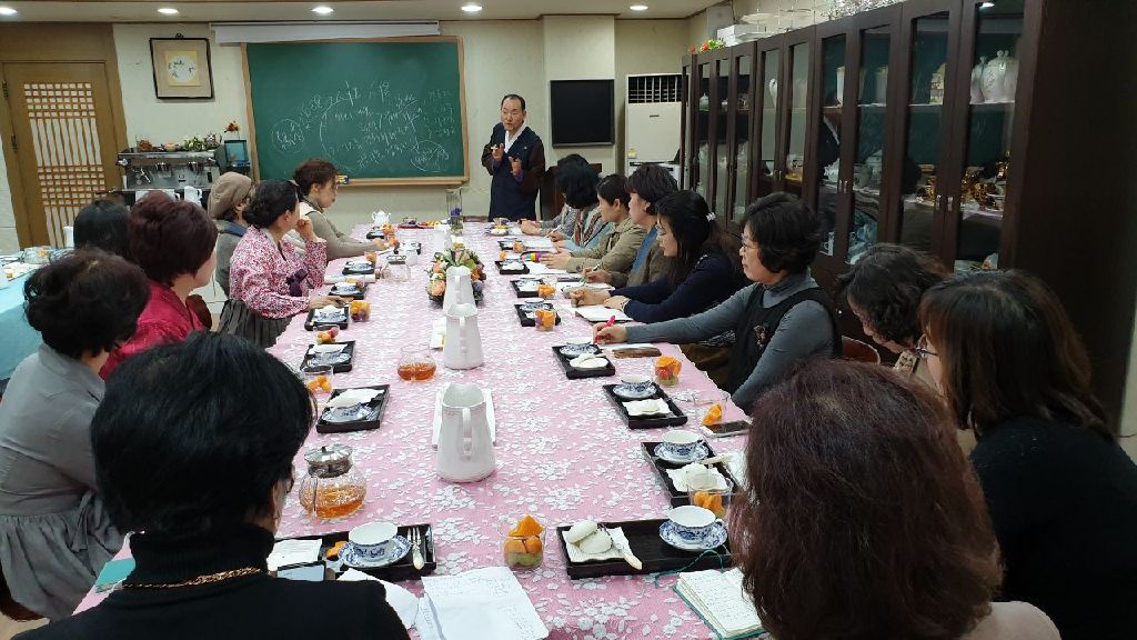 [사진] 차문화경영학과 대구지역 특강 사진