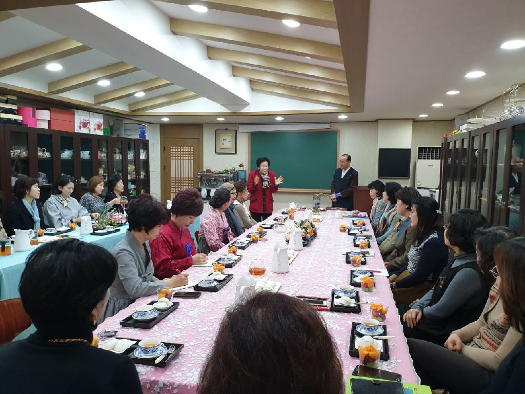 [사진] 차문화경영학과 대구지역 특강 사진